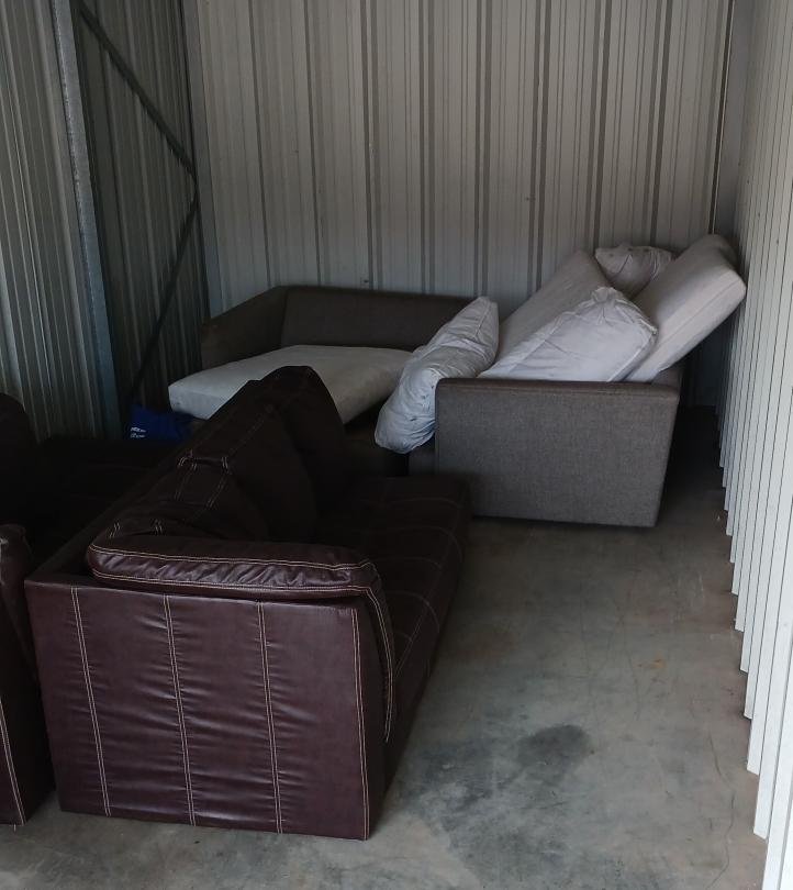 Storage Unit Auction in Racine, WI at Red Dot Storage 28 ends on 1st